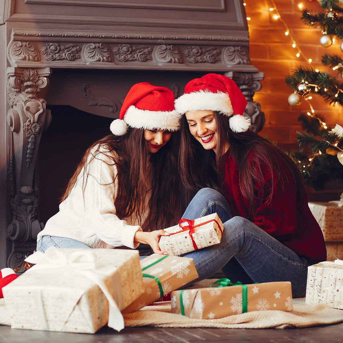 Festliche Weihnachtsmütze aus Plüsch