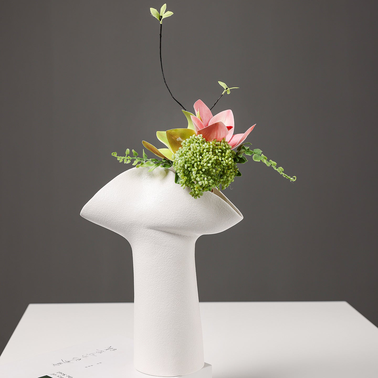 Elegante Dekorative Skulptur