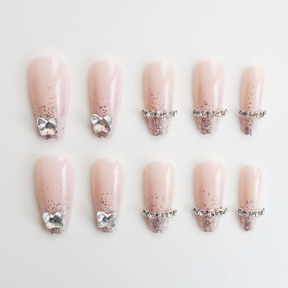 Glamouröse mit Strass verzierte Press-On Nagelset Brehn