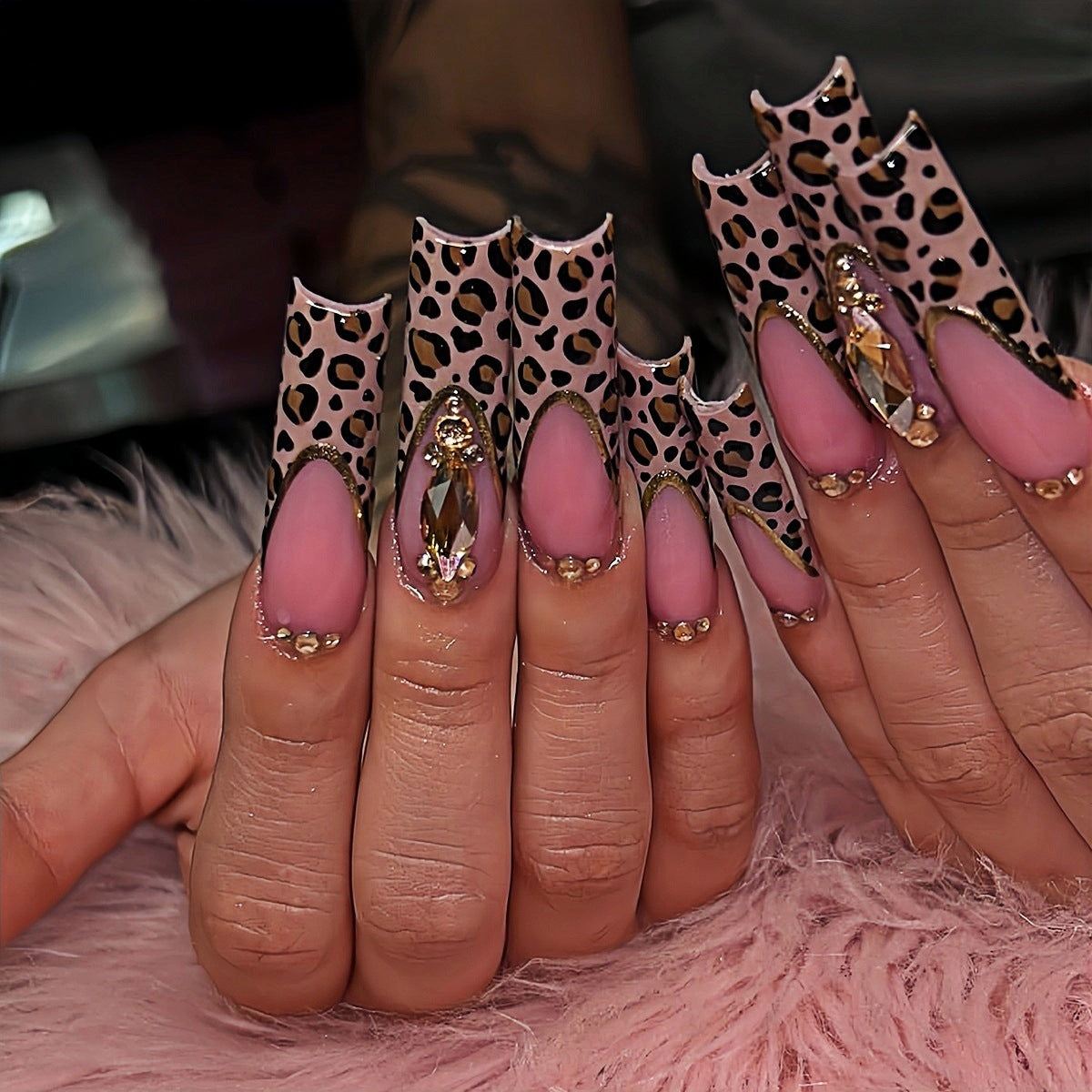 Elegante Leopardenmuster Presse-On-Nagelerweiterungen Brehn