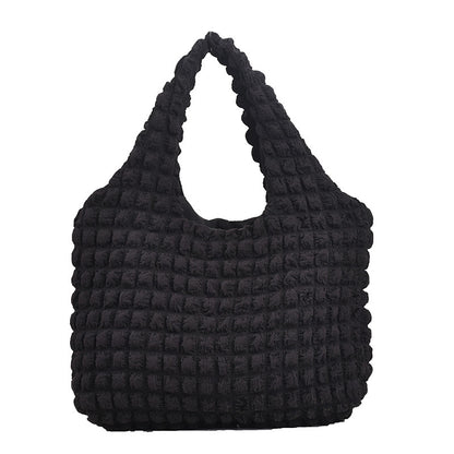 Gemütliche strukturierte Schultertasche