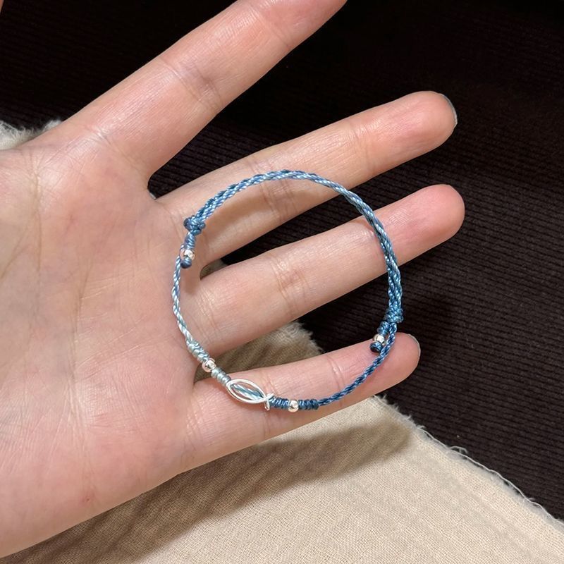 Verstellbares, vom Ozean inspiriertes Charm-Armband Brehn