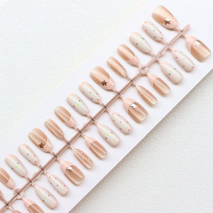 Elegantes Minimalistisches Press-On Nagelset Brehn