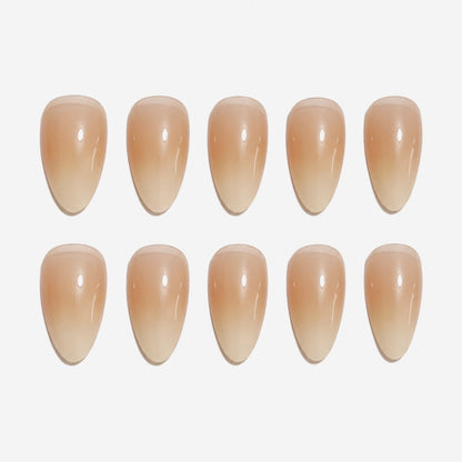 Kunstnägel mit Elegantem Ombre-Effekt und Hochglanz-Finish Brehn