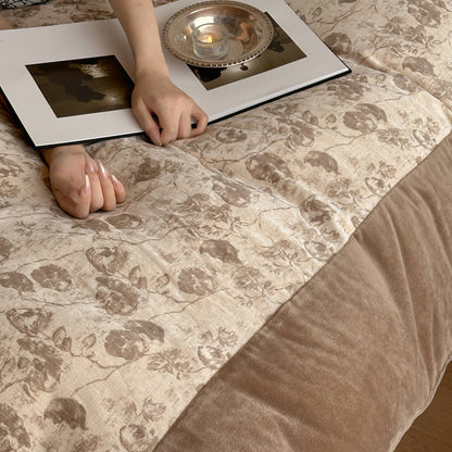 Luxuriöses Samt-Bettwäsche-Set mit floralem Relief und Satin-Rahmen