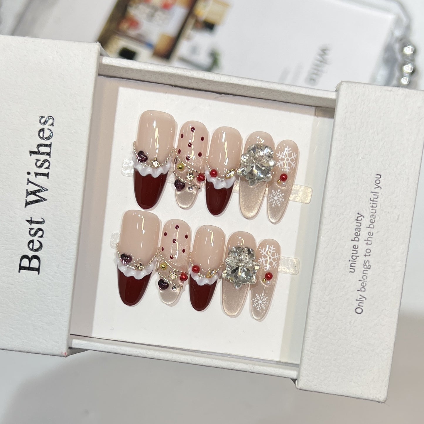 Festliches Nagelkunst-Set zum Aufkleben Brehn