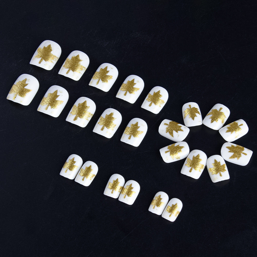 Kreatives Press-On Nageldesign Set Brehn