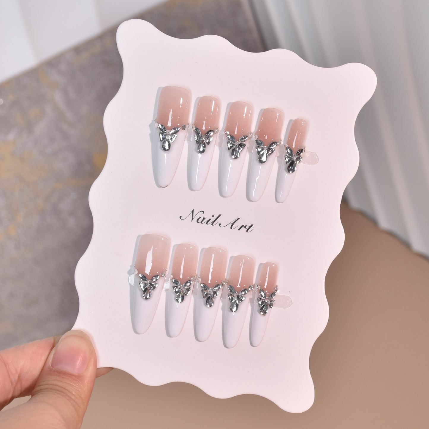 Glamouröse Stiletto Press-On Nagelset Brehn