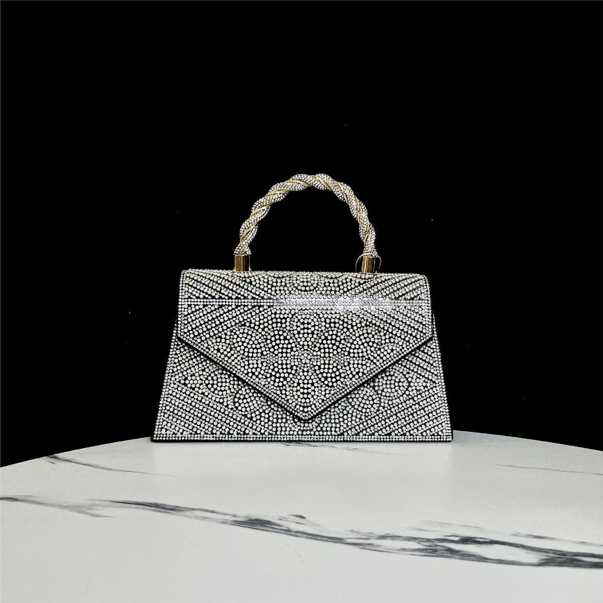 Strass-besetzte Abendhandtasche