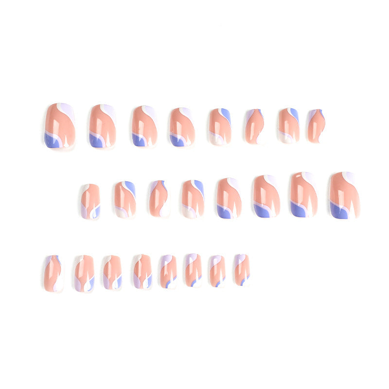 Kunstvolle Nagelkunst mit geometrischen Mustern Brehn