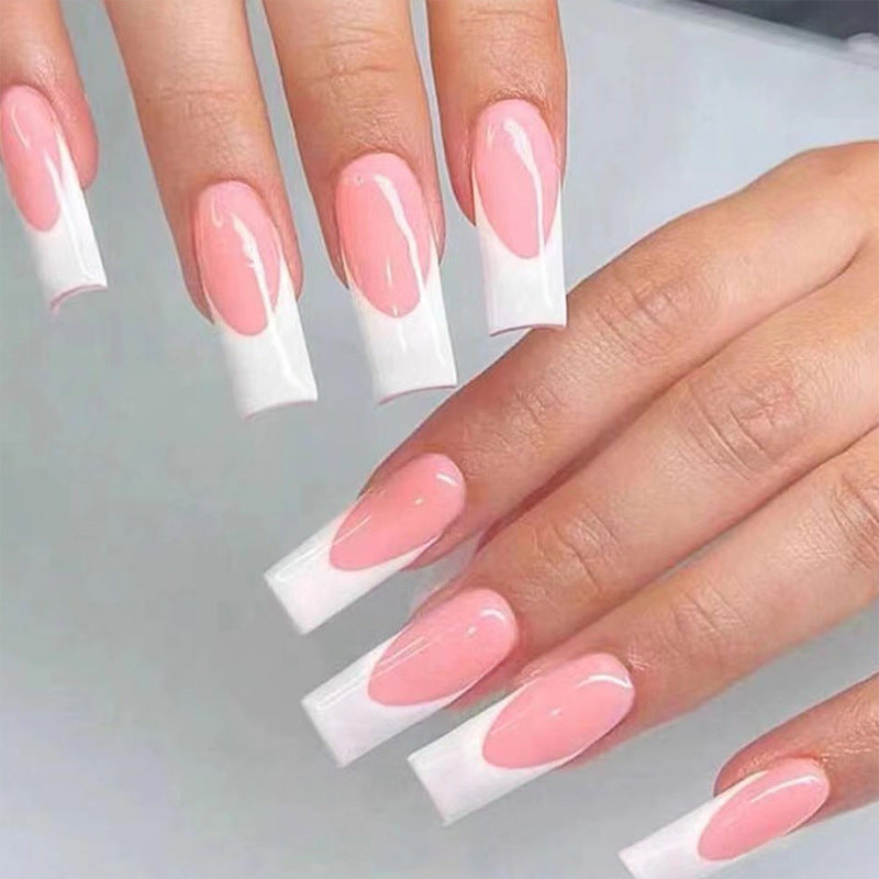 Elegante und kreative Nagelverlängerungen Brehn