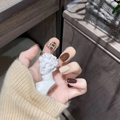 Kunstvolle Nailart Brehn