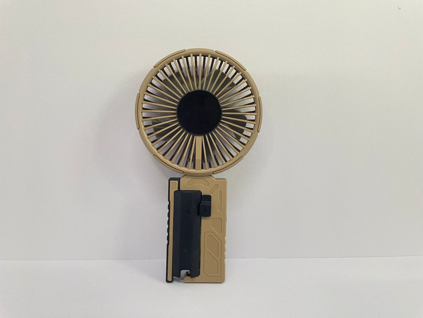 Unisex Tragbarer Handventilator mit mehrfachen Geschwindigkeitsstufen Brehn