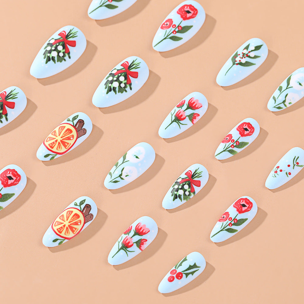 Exquisite Kunstnägel mit floralen Motiven Brehn