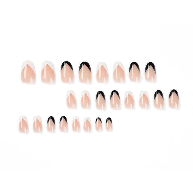 Künstliche Stiletto-Nägel mit elegantem Design und Glamourverzierungen Brehn