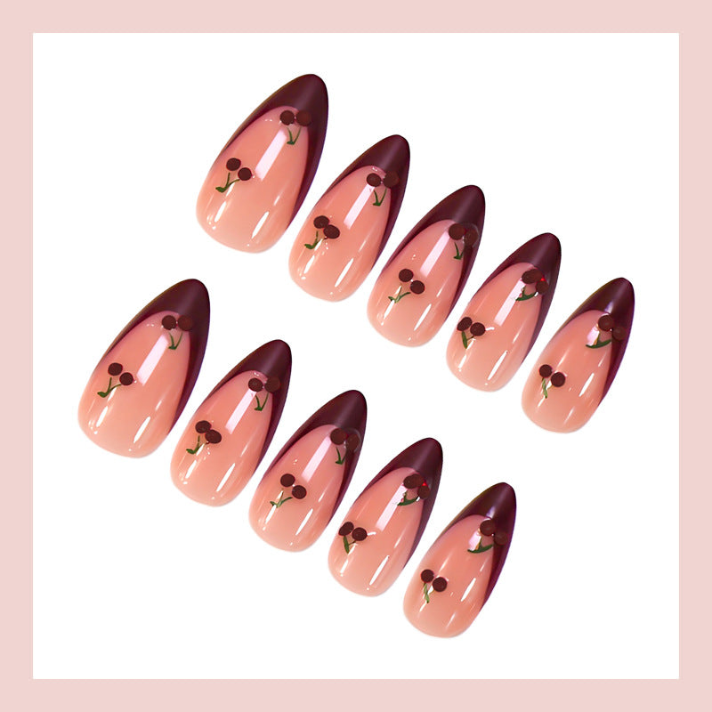 Kunstnagelset mit einzigartigen Designs Brehn