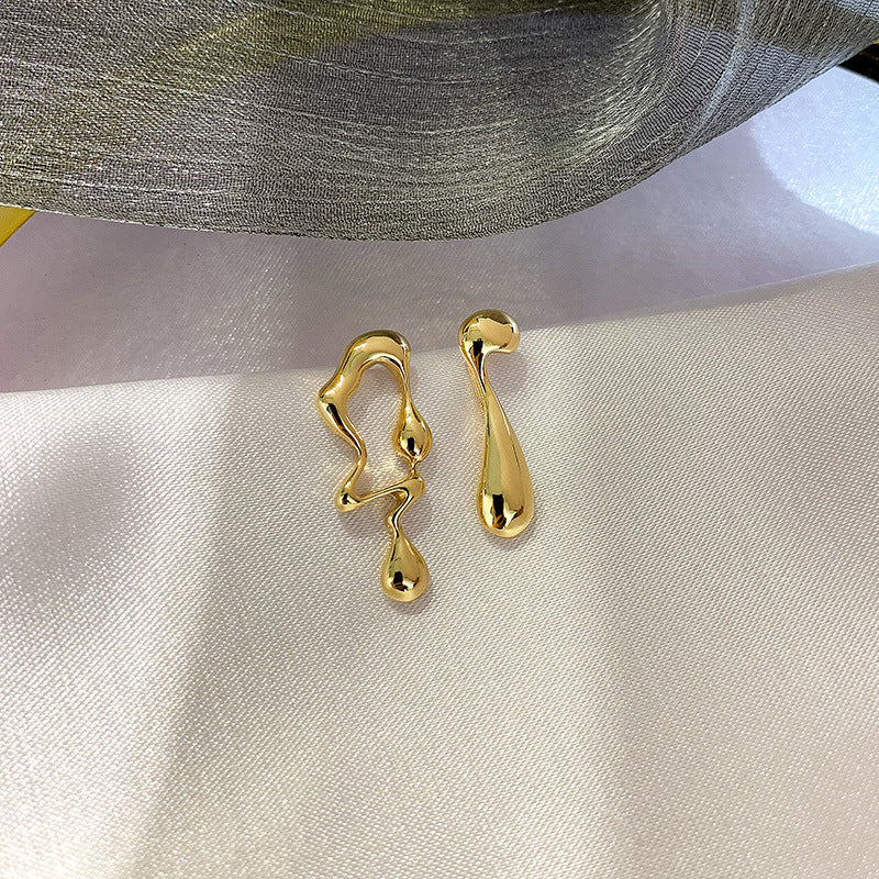 Elegante und Moderne Minimalistische Ohrringe Brehn