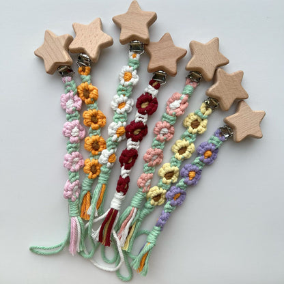 Makramee Kinderwagen- und Schnuller-Lanyard mit Holzstern-Clip