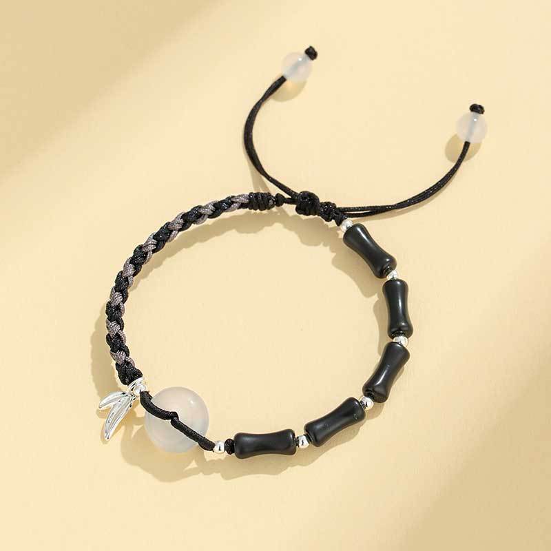 Verstellbares Armband mit Edelstein- und Blatt-Anhänger Brehn