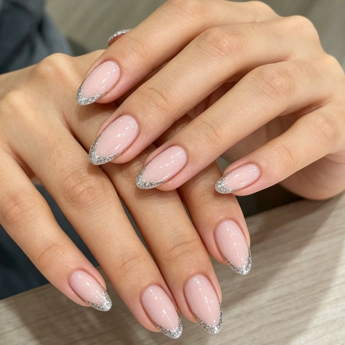 Elegante Glitzer-besetzte Gel-Nagelverstärkungen Brehn