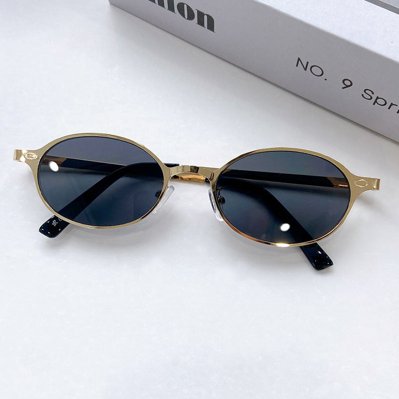 Modische Runde Sonnenbrille mit Elegantem Goldenen Rahmen Brehn