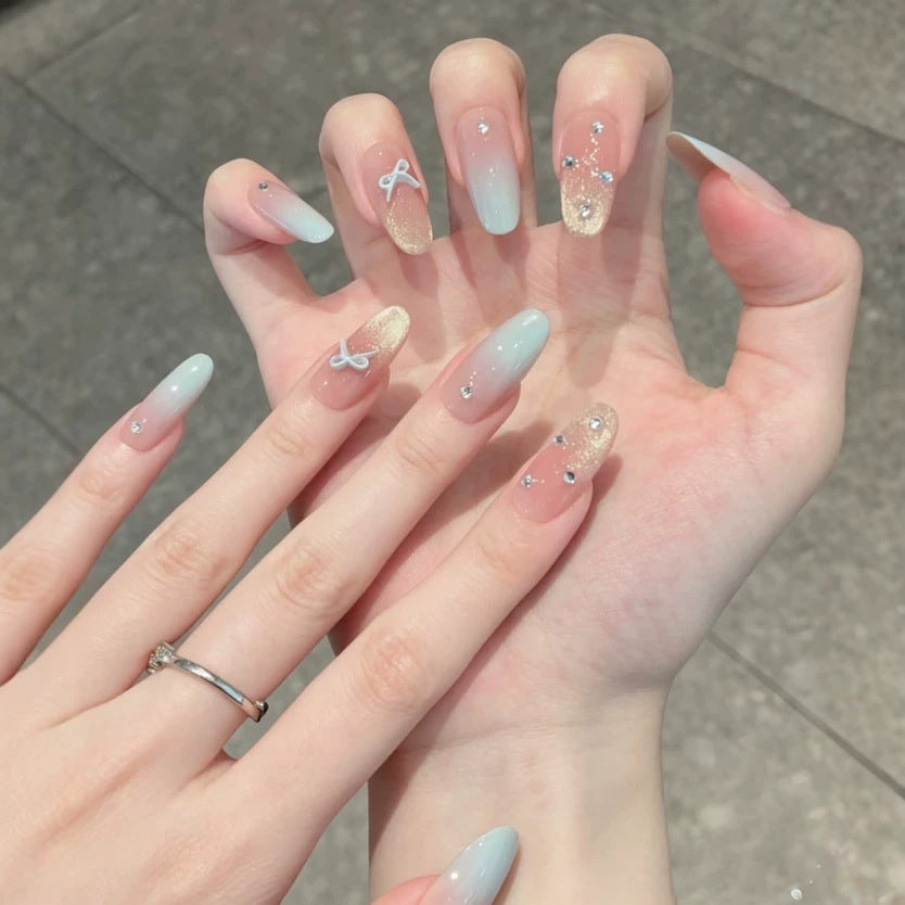 Premium Dekorative Press-On Nagelset mit Strassverzierungen Brehn