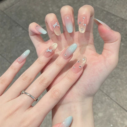 Premium Dekorative Press-On Nagelset mit Strassverzierungen Brehn