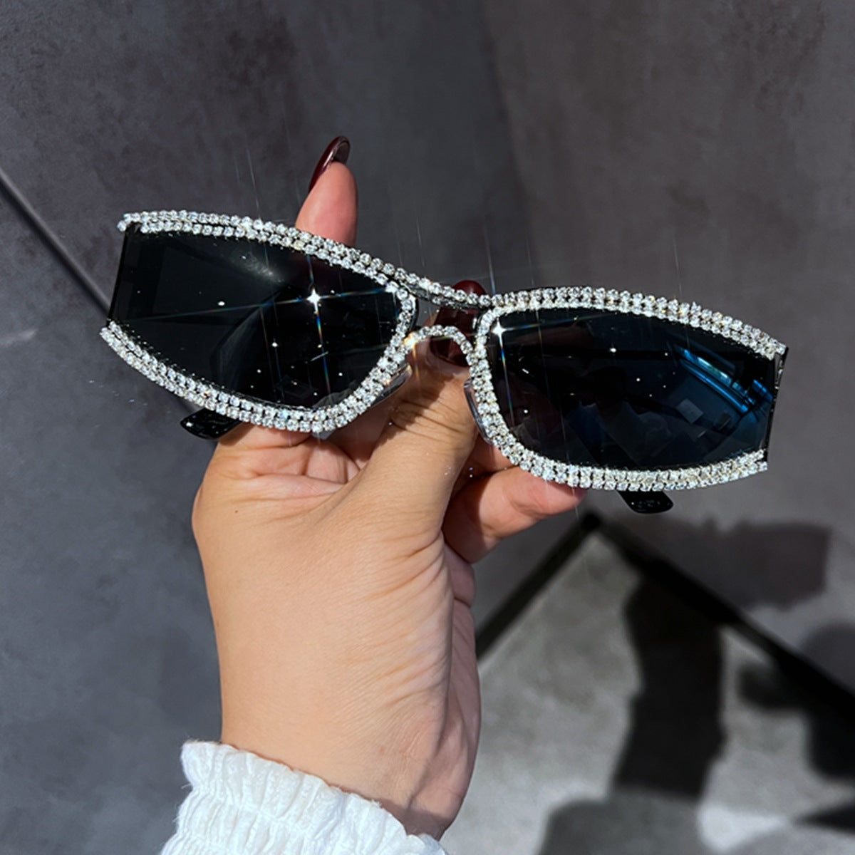 Damen Glamouröse Vintage-Sonnenbrille mit Strassbesatz Brehn