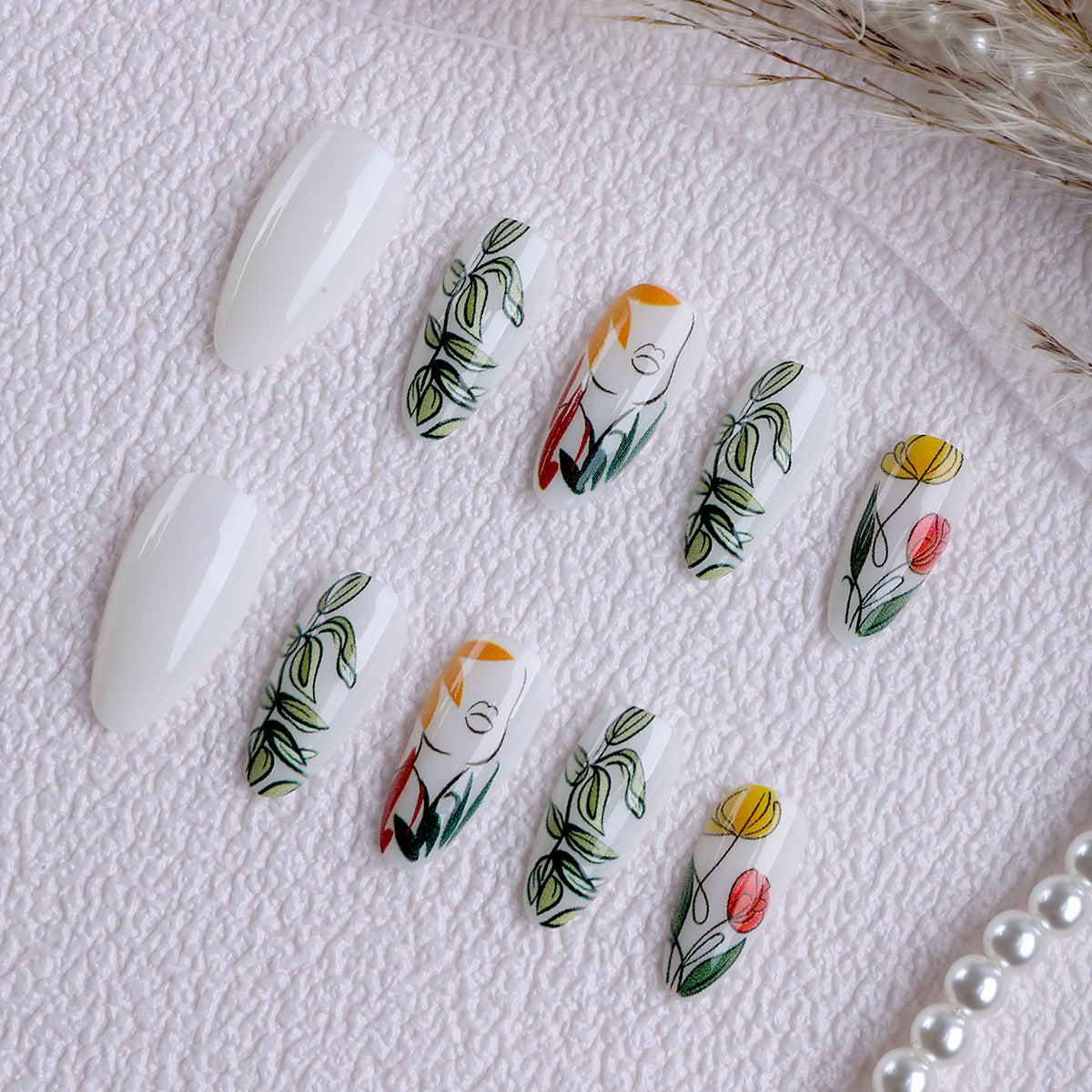 Kunstnägel mit Floralen Motiven Brehn
