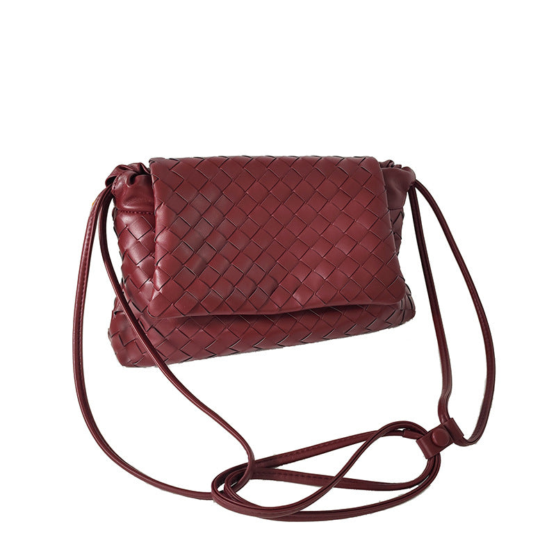 Woven Crossbody Clutch Brehn