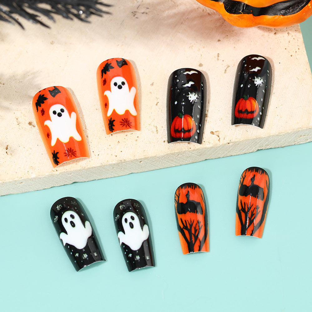 Kreative Halloween Kunstnägel mit Geister- und Kürbismotiv Brehn