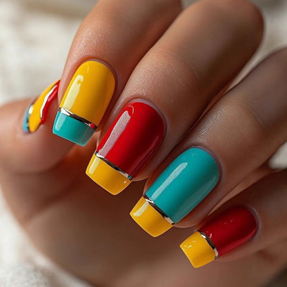 Kreative Nagelkunst mit Exotischem Blattdesign Brehn