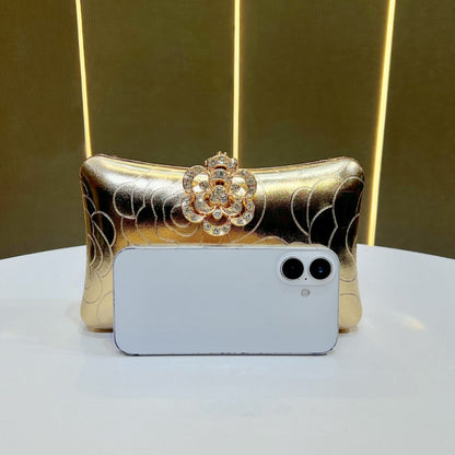 Elegante floral verzierte Abend Clutch