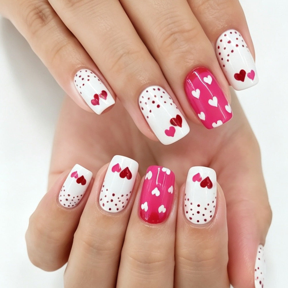 Künstlerisches Press-On-Nagelset mit himmlischem Design Brehn