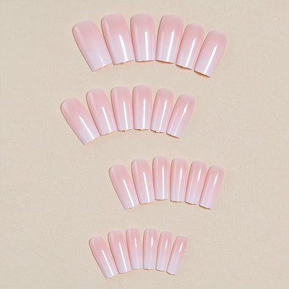 Elegante Verlängerungsnägel mit Ombre-Effekt Brehn
