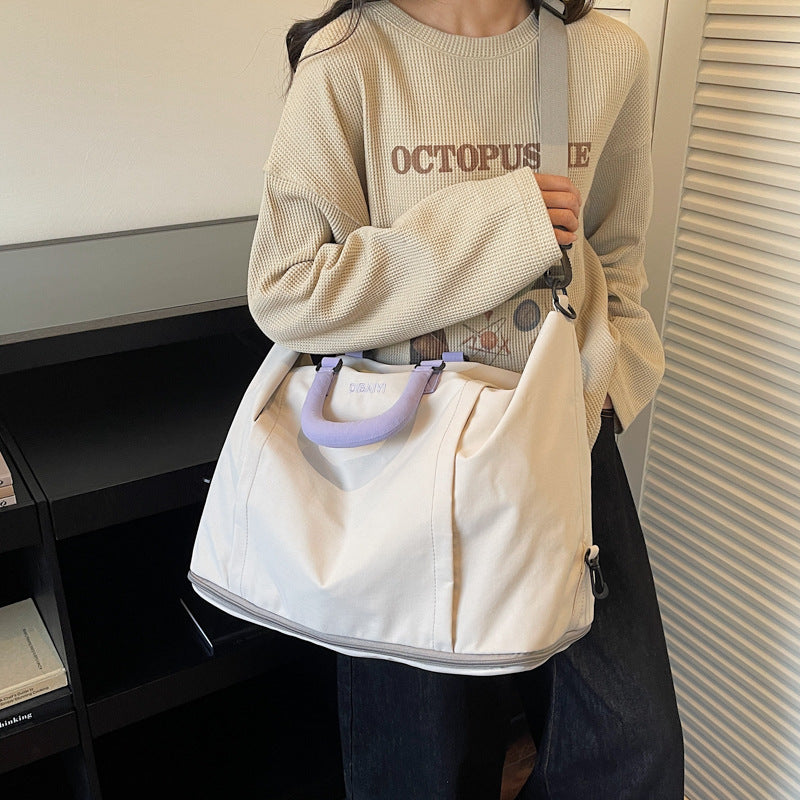 Vielseitige Reisetasche mit verstellbarem Schultergurt Brehn