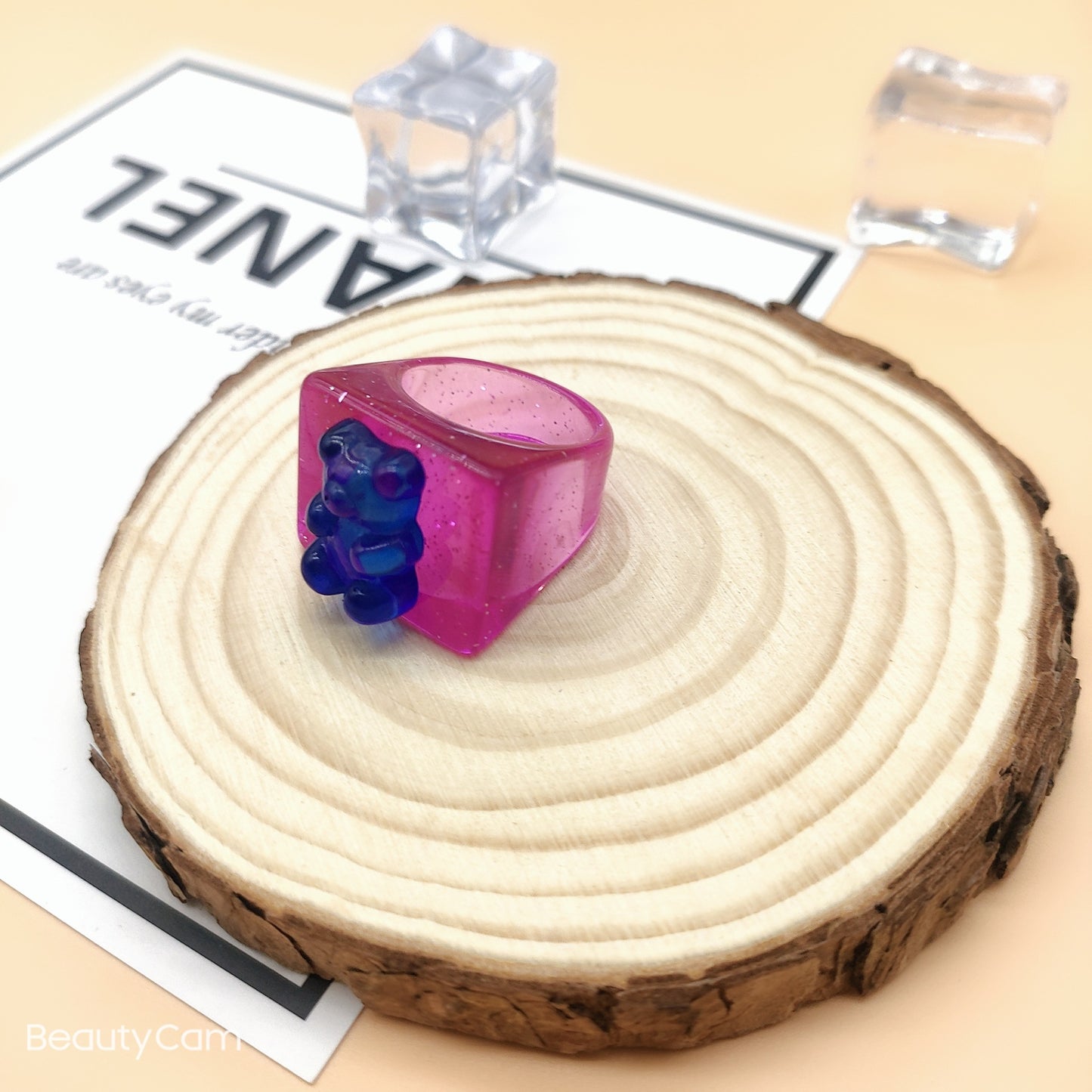 Schmetterlings-inspirierter Harzring Brehn