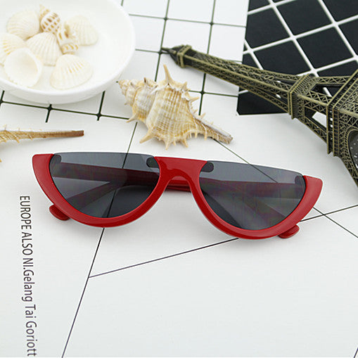 Damen Cat-Eye Brille mit markantem Rahmen und verspiegelten Gläsern Brehn
