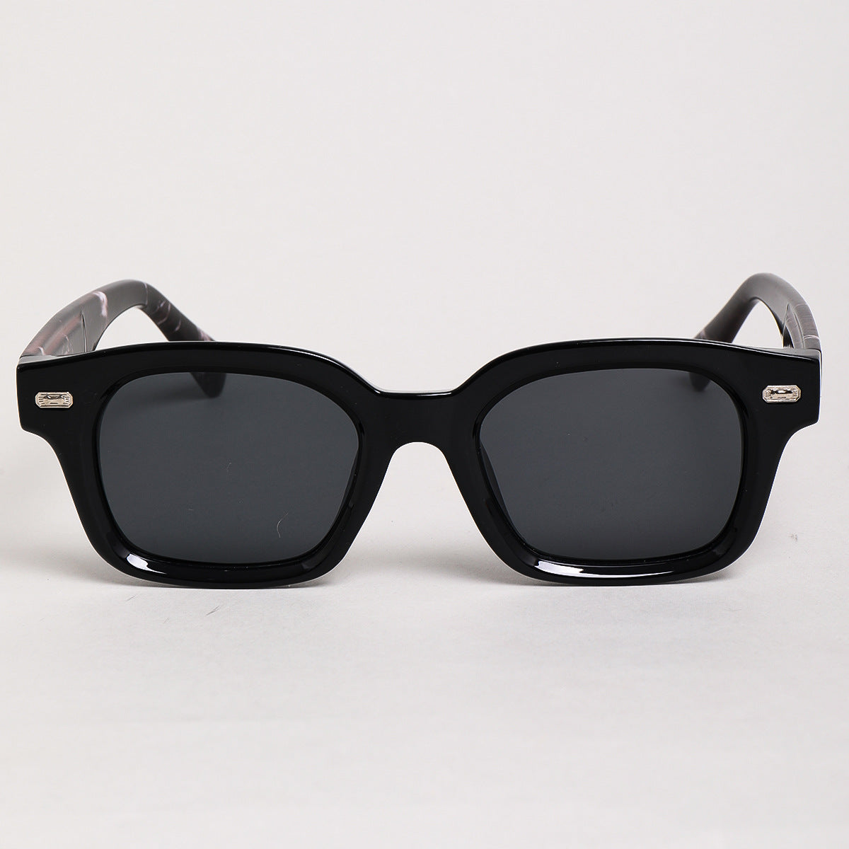 Damen Sonnenbrille im trendigen Retro-Design Brehn