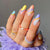Künstliche Nagelverlängerungen mit stylischem Farbverlauf und modernen Designs Brehn