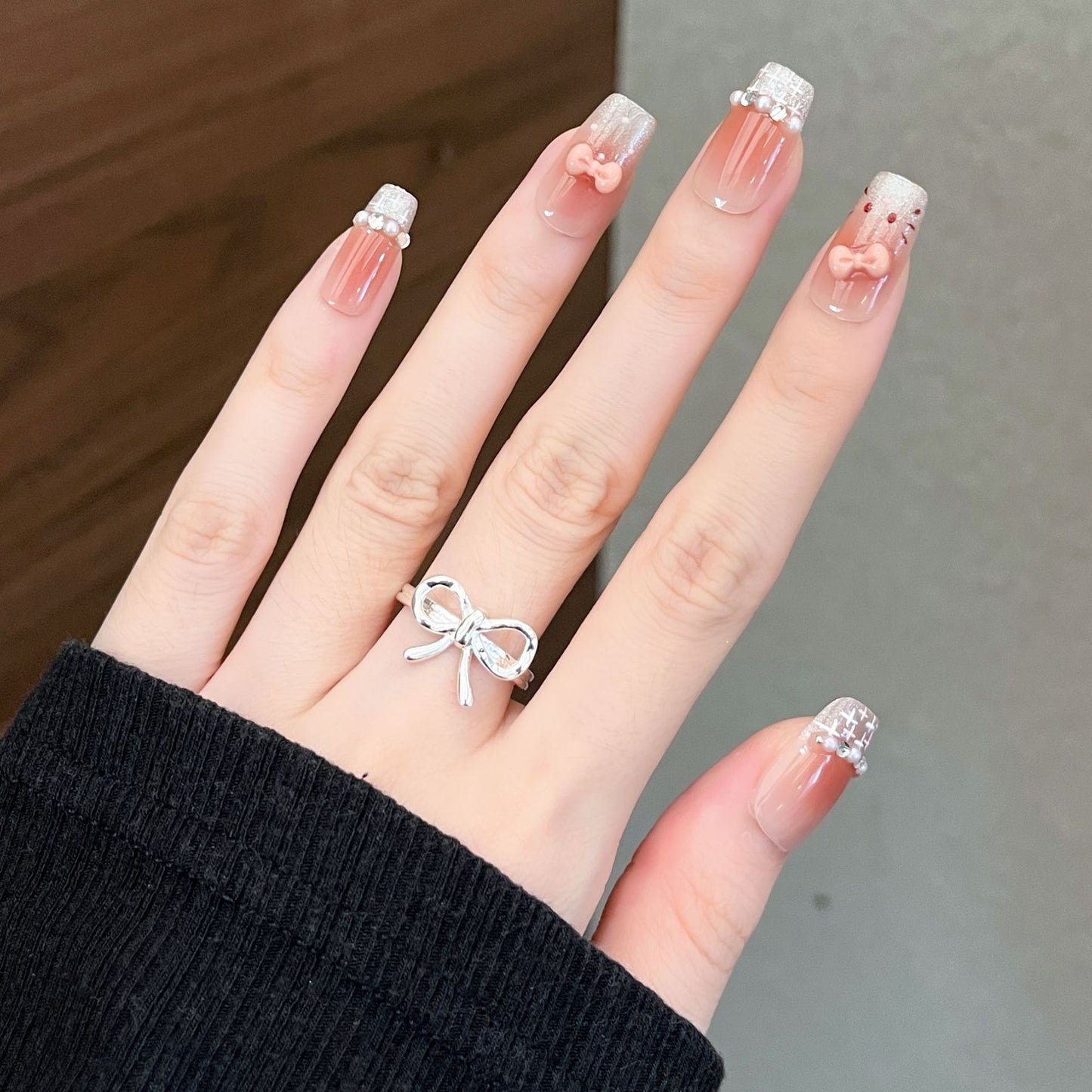 Künstlerisches vom Ozean inspiriertes Press-On Nageldesign Brehn