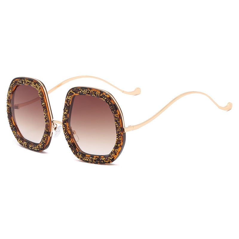 Damen extravagante Sonnenbrille mit funkelndem Rahmen Brehn