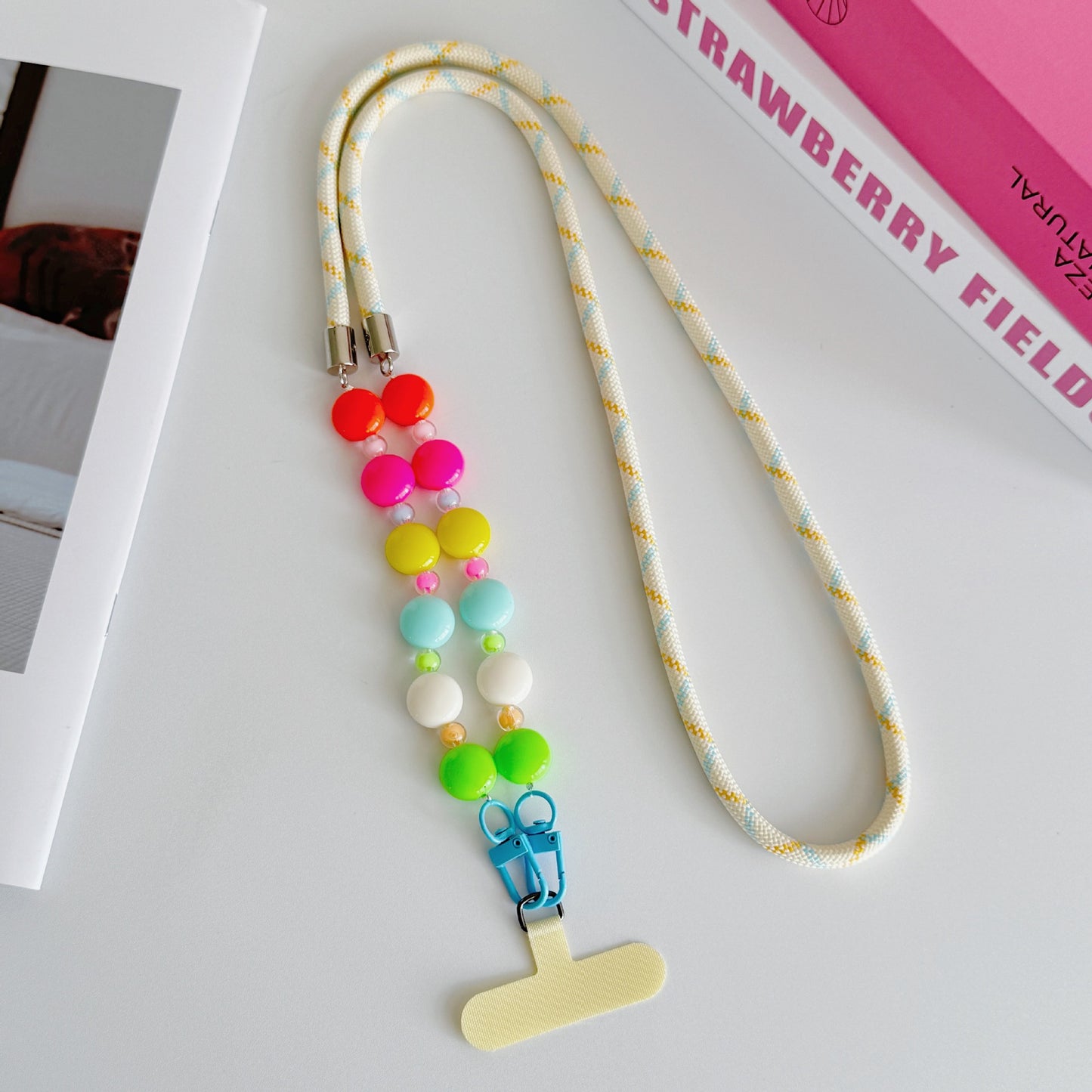 Handykette mit bunten Perlen Brehn