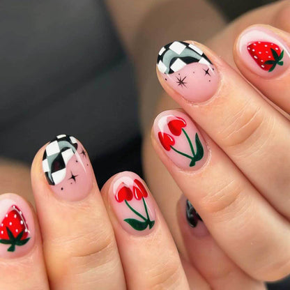 Kreatives florales und fruchtiges Nagelkunst-Set