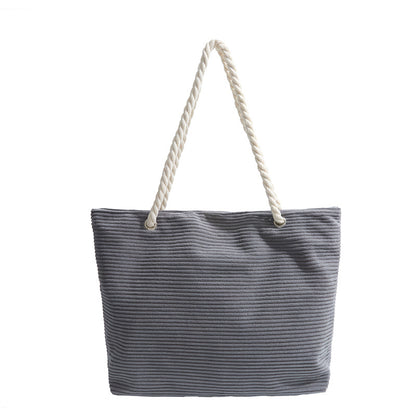 Stylische strukturierte Strandtasche Brehn