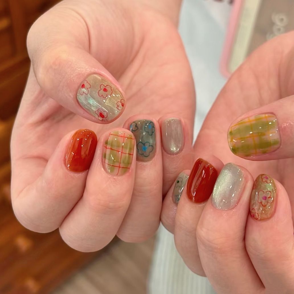 Süßes Charakter Press-On Nagelkunstset Brehn