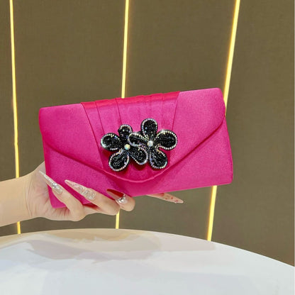 Elegante florale verzierte Clutch