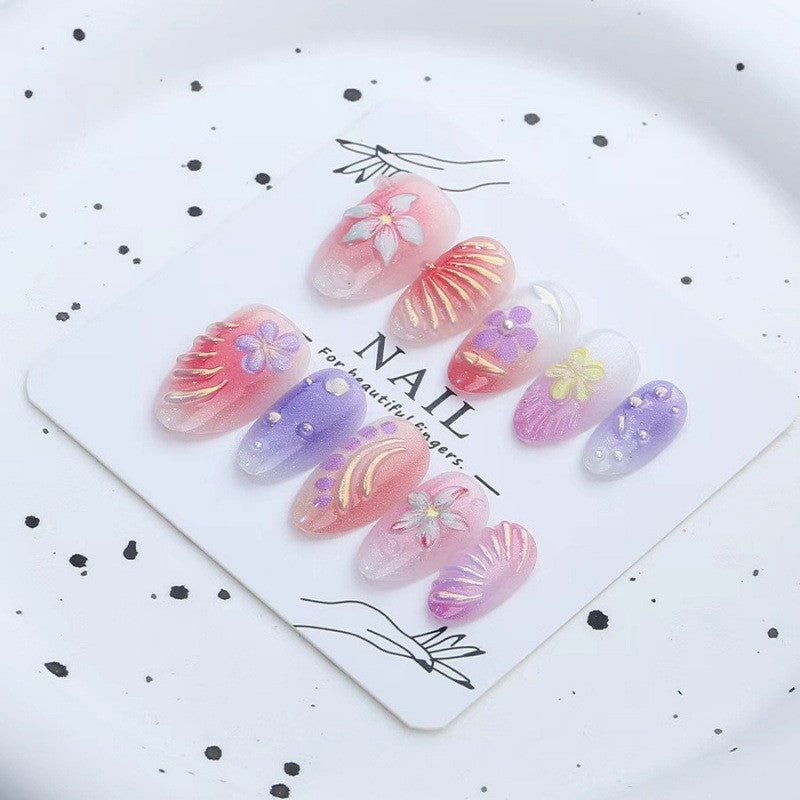 Künstlerische Floral Press-On Nagelkollektion Brehn