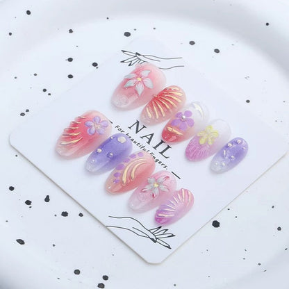 Künstlerische Floral Press-On Nagelkollektion Brehn