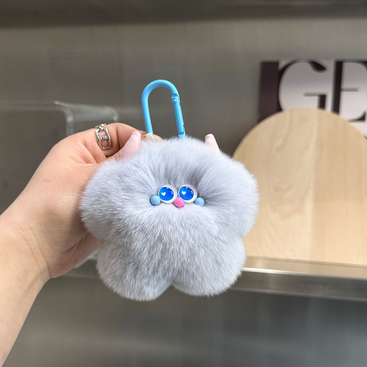 Flauschige Charakter Schlüsselanhänger Charm Brehn
